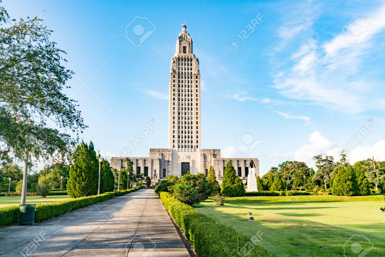 136762713 louisiana state capitol building in baton rouge